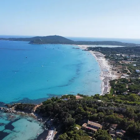 Iside, A Pochi Passi Dal Centro *