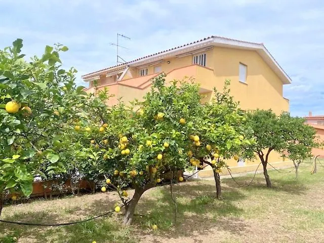 Feriehus Iside, A Pochi Passi Dal Centro Villasimius