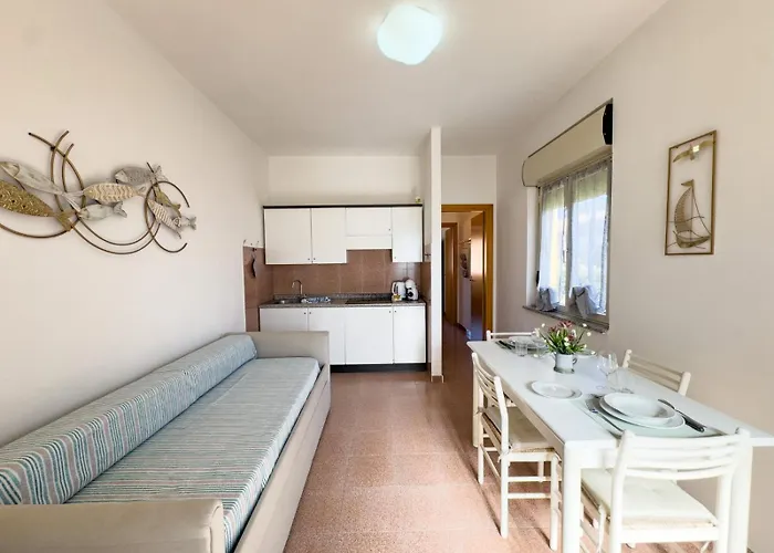 Iside, A Pochi Passi Dal Centro Feriehus